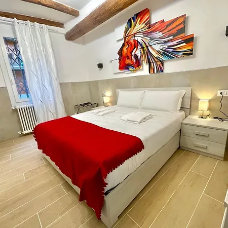 50 Tourist House - Pratello - Self Check-in Apartmán