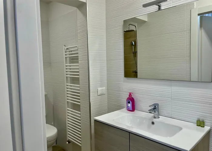 50 Tourist House - Pratello - Self Check-in * 볼로냐