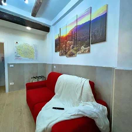 アパート 50 Tourist House - Pratello - Self Check-in *